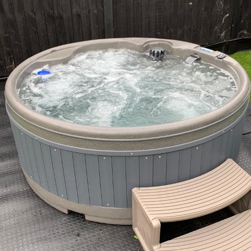 Hot Tub Hire Essex Package One